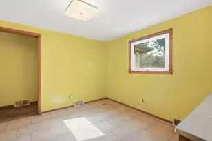9835 Dexter-Pinckney Rd, Pinckney, MI 48169 - Photo 10