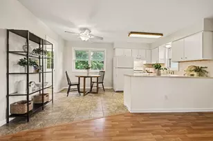 29 34th St SE, Grand Rapids, MI 49548 - Photo 4