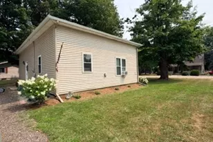 159 E Oak St NE, Sand Lake, MI 49343 - Photo 6