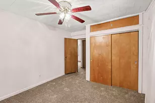 4917 Merritt Rd, Ypsilanti, MI 48197 - Photo 14
