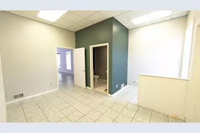 142 W Pearl Street, Jackson, MI 49201 - Photo 10