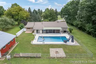 10226 SW Greenville Rd, Greenville, MI 48838 - Photo 1