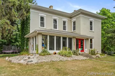 404 E Main Street, Ionia, MI 48846 - Photo 4