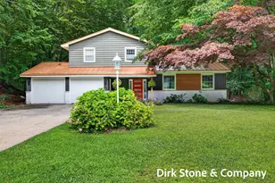 18569 Pawnee Dr, Spring Lake, MI 49456 - Photo 2