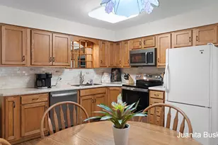 7435 Pine Grove Dr, Jenison, MI 49428 - Photo 8