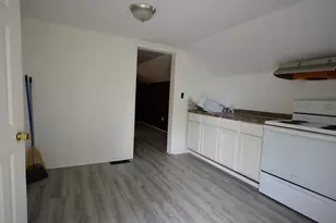 200 S Constantine St, Three Rivers, MI 49093 - Photo 10