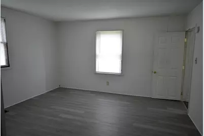 200 S Constantine Street, Three Rivers, MI 49093 - Photo 4