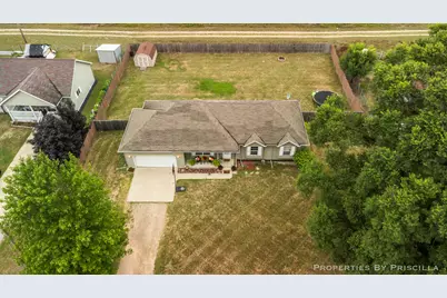 333 W Allen Street, Newaygo, MI 49337 - Photo 4