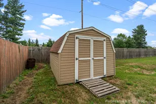 333 W Allen St, Newaygo, MI 49337 - Photo 14