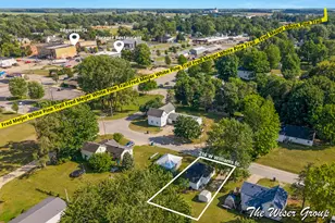 216 Williams St, Howard City, MI 49329 - Photo 4