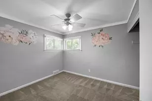 8299 Nightingale St, Dearborn Heights, MI 48127 - Photo 12