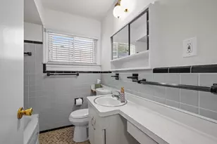 8299 Nightingale St, Dearborn Heights, MI 48127 - Photo 10