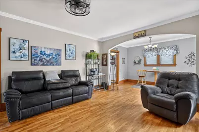 529 W Clinton Street, Hastings, MI 49058 - Photo 8