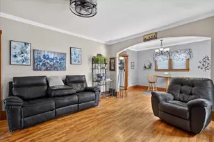 529 W Clinton St, Hastings, MI 49058 - Photo 8