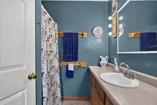 529 W Clinton St, Hastings, MI 49058 - Photo 24