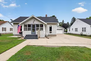 529 W Clinton St, Hastings, MI 49058 - Photo 4
