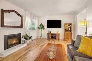 260 Dunbarton Ct, Kalamazoo, MI 49006 - Photo 4