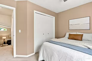 5773 Sugarberry Dr SE, Kentwood, MI 49512 - Photo 18