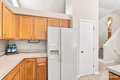 5773 Sugarberry Drive SE, Kentwood, MI 49512 - Photo 10