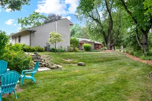 899 Fox Run, Bloomfield Hills, MI 48304 - Photo 28