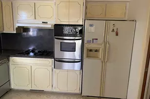 29254 Guy St, Southfield, MI 48076 - Photo 2