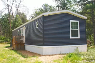 5017 S Sunray Ct, Idlewild, MI 49642 - Photo 2