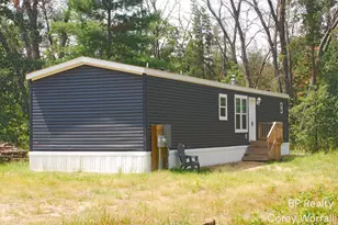 5017 S Sunray Ct, Idlewild, MI 49642 - Photo 18