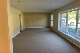 7096 Riverstone Rd, West Bloomfield, MI 48322 - Photo 4