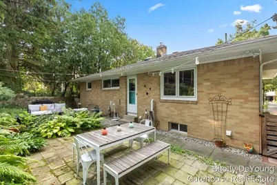 1570 E Terrace Street NE, Grand Rapids, MI 49503 - Photo 28