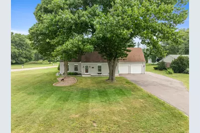 1629 Rhonda Road, Saint Joseph, MI 49085 - Photo 2