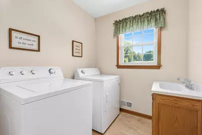 635 W Poplar Street, Marion City, MI 48811 - Photo 28