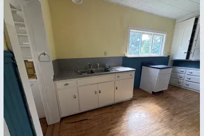 306 N Carland Street, Marion, MI 49665 - Photo 18