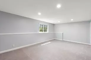 11382 E Lake Dr, Holland, MI 49424 - Photo 28