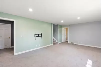 11382 E Lake Drive, Holland, MI 49424 - Photo 30