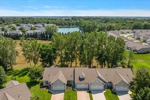 11382 E Lake Dr, Holland, MI 49424 - Photo 48