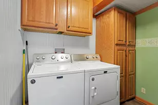 265 E 4th St, Constantine, MI 49042 - Photo 14