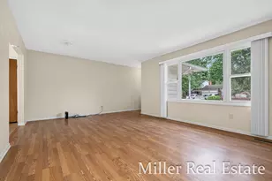 1221 N Hanover St, Hastings, MI 49058 - Photo 8