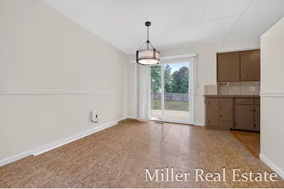 1221 N Hanover Street, Hastings, MI 49058 - Photo 6