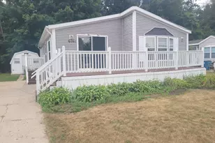 6161 Poppy St, Kalamazoo, MI 49009 - Photo 2