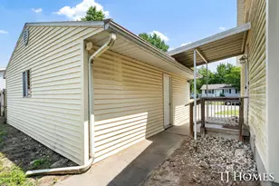 5721 Jefferson Ave SE, Grand Rapids, MI 49548 - Photo 28
