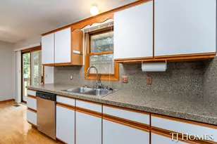 5721 Jefferson Ave SE, Grand Rapids, MI 49548 - Photo 4