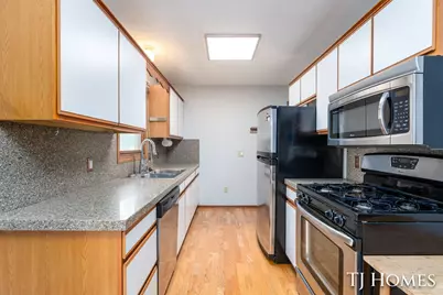 5721 Jefferson Avenue SE, Grand Rapids, MI 49548 - Photo 12