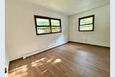 711 E North Drive, Marshall, MI 49068 - Photo 12