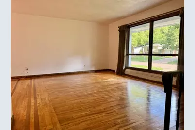 711 E North Drive, Marshall, MI 49068 - Photo 8