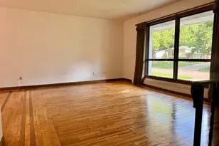 711 E North Dr, Marshall, MI 49068 - Photo 8
