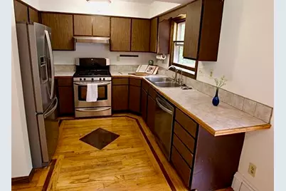 711 E North Drive, Marshall, MI 49068 - Photo 6