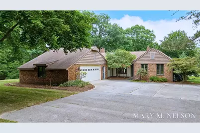 3415 Trails End, Zeeland, MI 49464 - Photo 2