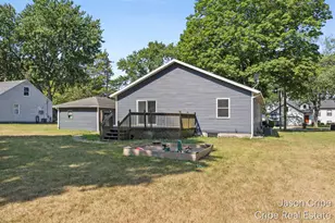 5666 Park Ave, Hudsonville, MI 49426 - Photo 24