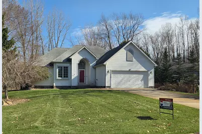 2205 Lake Wood Drive, Jackson, MI 49203 - Photo 2