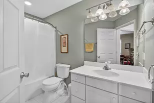 2205 Lake Wood Dr, Jackson, MI 49203 - Photo 32